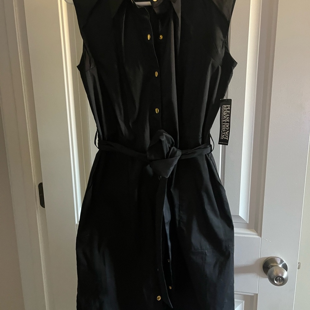 Black Sleeveless Shirtdress with Tie